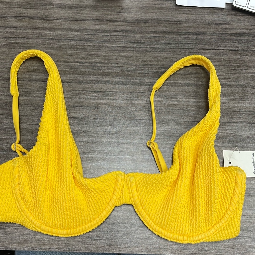 Abercrombie bikini top